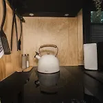 Aurora Hill キャンプ場 Podobin