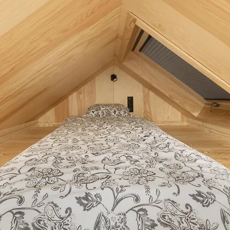 营地 Aurora Hill *