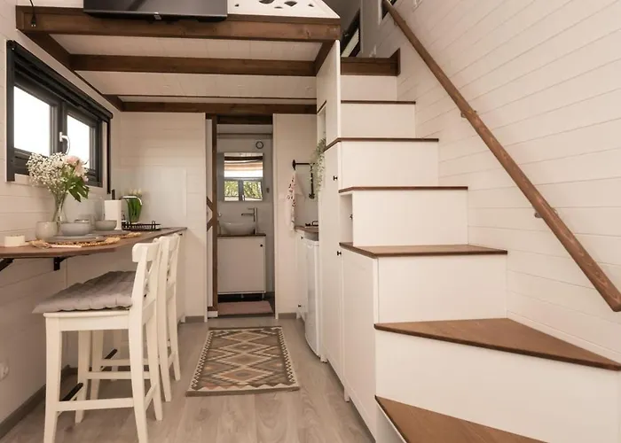 Kemping Aurora Hill Podobin