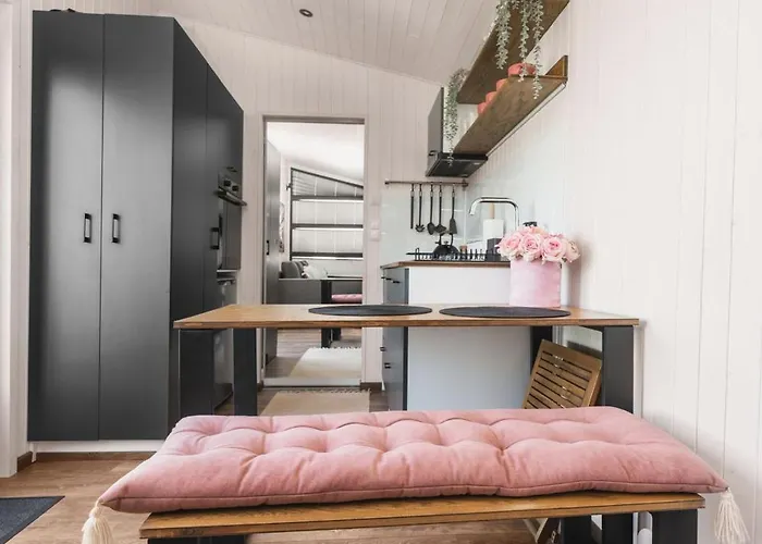 Aurora Hill Kemping *